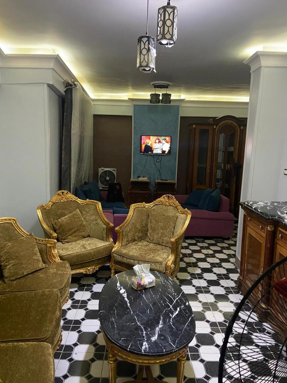 مفروشة بالأسكندرية Apartament *